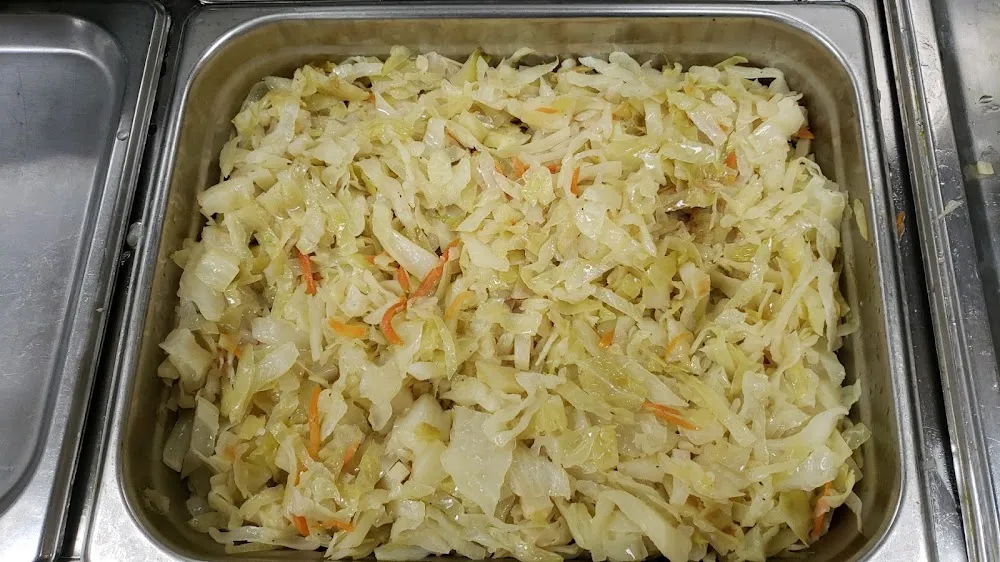 Steamed Cabbage with Carrots